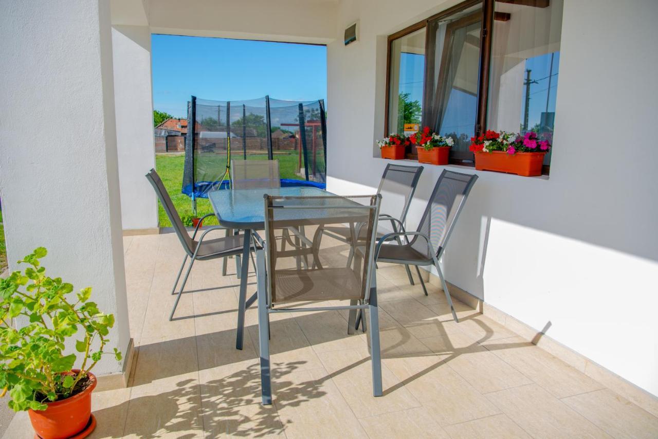 Family House Pristol Διαμέρισμα Εξωτερικό φωτογραφία